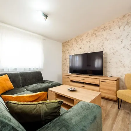 Apartment Ante