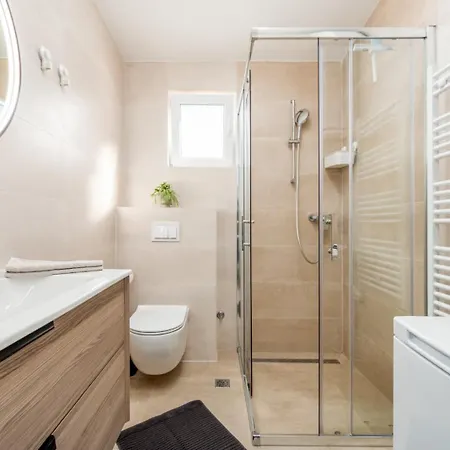 Ante Apartment
